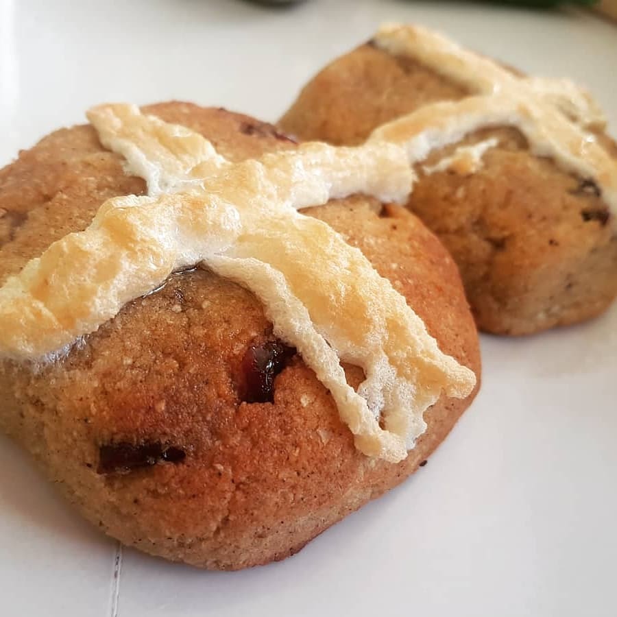 Hot Cross Buns - Low Carb - Wheat and gluten free, no added sugar