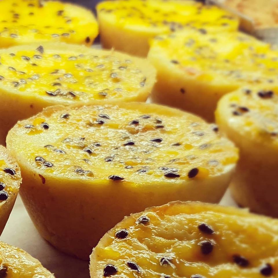 Passion Fruit Cheesecakes - Low Carb - Wheat Free - Gluten free - No added sugar