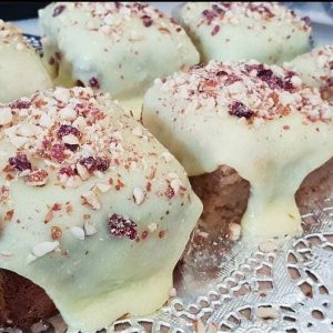 Almond and Cranberry Christmas Squares- low Carb - Wheat Free - Gluten Free - No added sugar